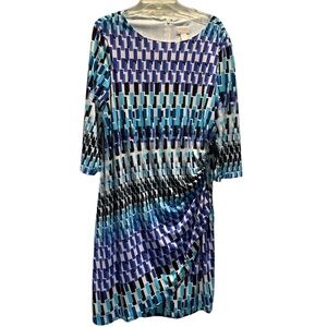 Chico’s three quarter sleeve lined dress, side rouching